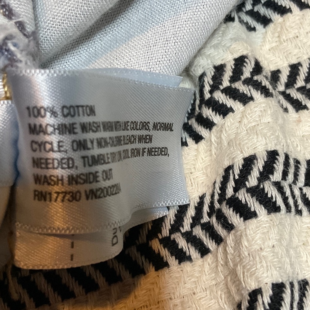 Universal Thread‎ Classic Blue Jean Shorts - Picture 6 of 6